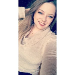 Meet your Posher, Nicole